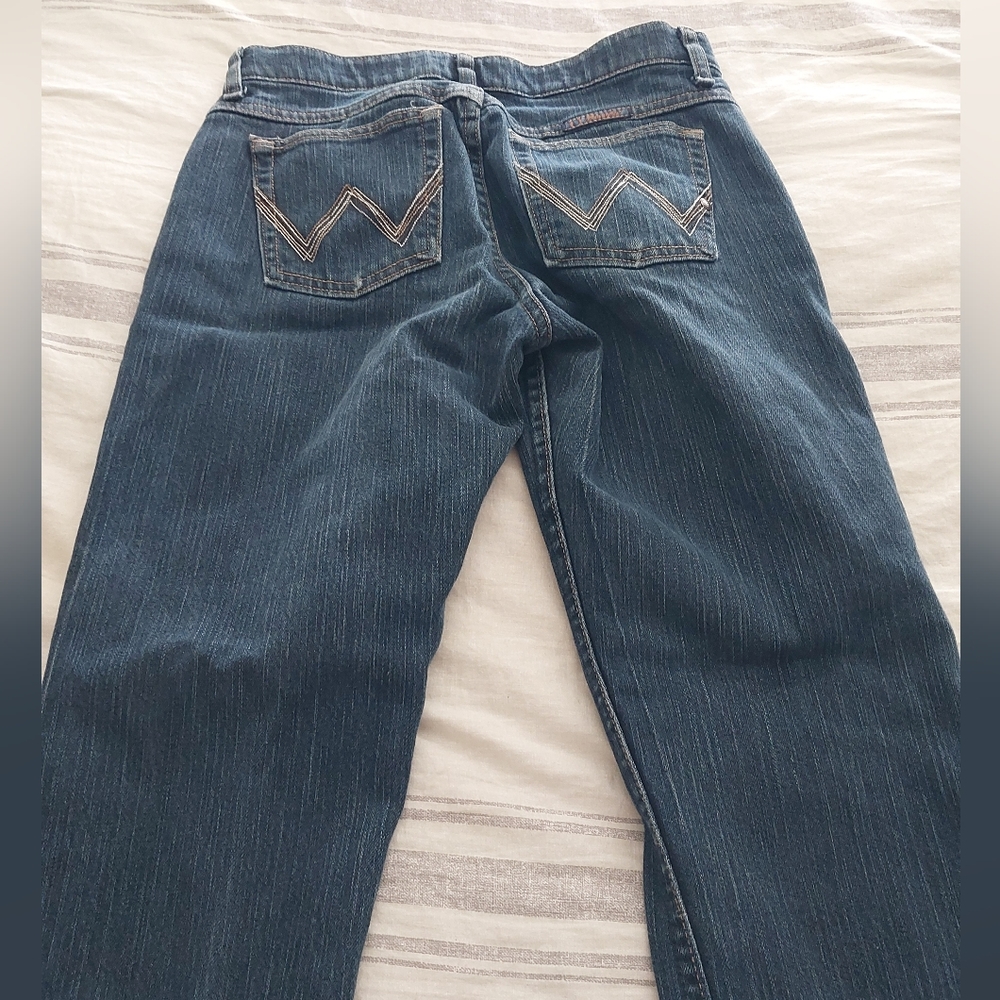 Wrangler Q-Baby Womens 5/6 X34 (29x34) Ultimate Riding Jeans Tuff Boot Cut Mid